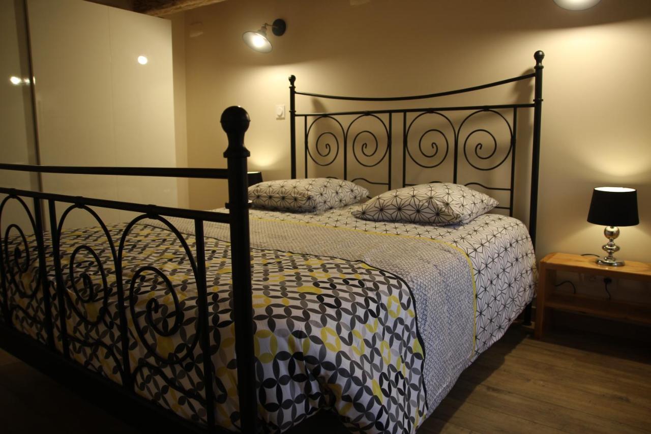 Gite Du Moulin Chenelette Ngoại thất bức ảnh